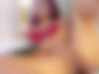 Live cam show with Luna - Thick on SinfulBabes
