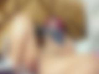 Live cam show with Luna - Athletic on sexytreat.net