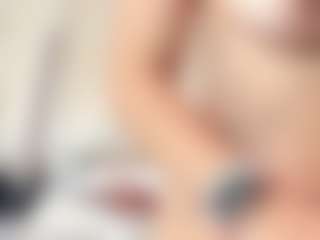 Luna's Live Sex Cam Show