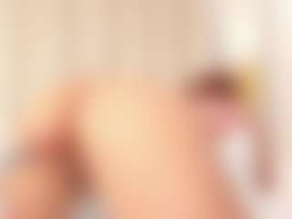 Luna's Live Sex Cam Show
