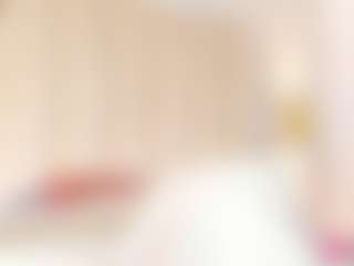 Live cam show with Luna - Red Hair on Camsoda