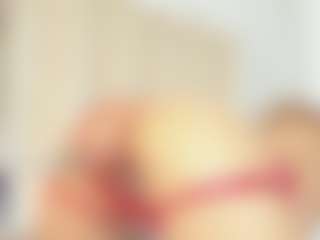 Live cam show with Luna - Red Hair on CamClone