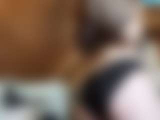 Live cam show with MegganPeare - Shower on Taboo Cams XXX