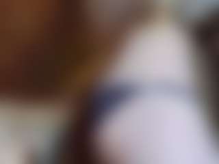 Live cam show with MegganPeare - Shower on Camsoda