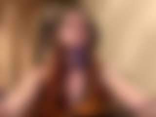 Live cam show with MegganPeare - Brown Hair Teen (18+) on Mixed Magazine Live