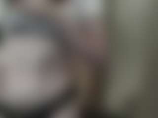 Live cam show with MegganPeare - Gray Eyes on CSO-WL