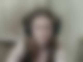 Live cam show with MegganPeare - Skinny on fuck-show.com