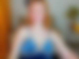 Live cam show with NatalieMooreBluff - Tease on mypornchat.com