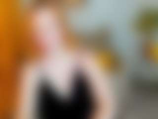 Live cam show with NatalieMooreBluff - HD on hrnylive.com