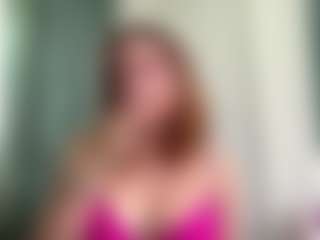 Live cam show with Mary - Mature on Camsoda