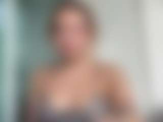 Live cam show with Mary - Mature on live18s.com