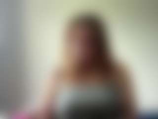 Live cam show with Mary - Ass Clapping on liverealitysex.com