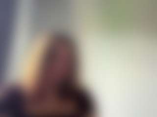 Live cam show with Mary - Drinking on AdultVida.com