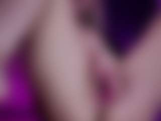 Live cam show with sirenveya - Blonde Hair on Camsoda