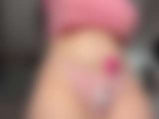 TowandaMekee's Live Sex Cam Show