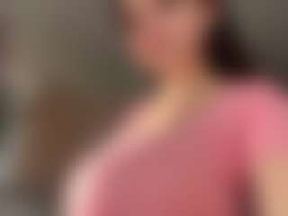 Live cam show with TowandaMekee - Orgasm on UwU Esports