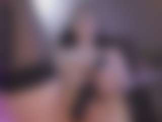 Live cam show with Mia - Average on Camsoda