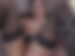 Mia's Live Sex Cam Show