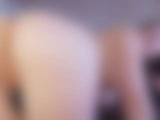 Mia's Live Sex Cam Show