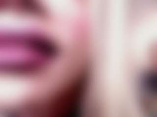 Live cam show with VictoriaWaltonn - English on CamwithHer