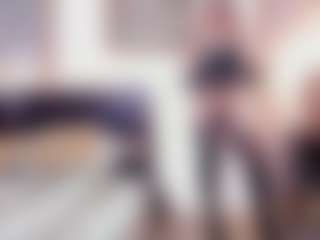 Live cam show with VictoriaWaltonn - Average on Cam Slut