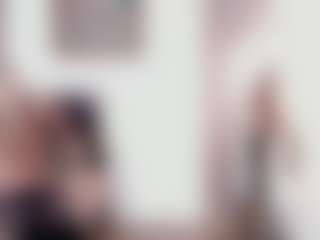 Live cam show with VictoriaWaltonn - English on WildCum