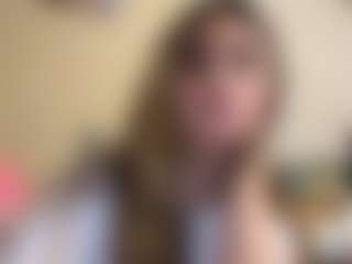 Badbihdani18's Live Sex Cam Show