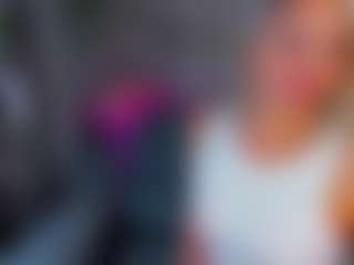 Live cam show with Betty-Brock - Slender on googirlz