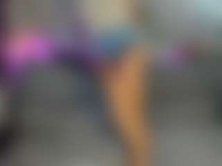 Betty-Brock MILF webcam performer live streaming