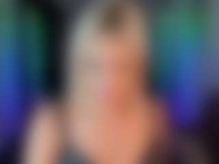 Live cam show with Betty-Brock - Lean on Camsoda