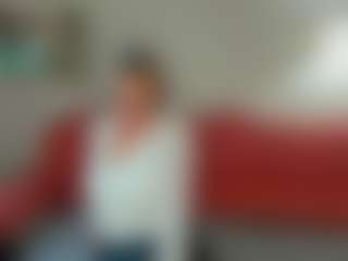 Live cam show with Betty-Brock - Mature on alttransgirls