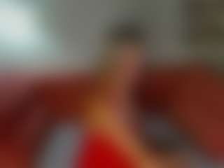 Betty-Brock MILF webcam performer live streaming