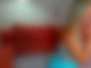 Live cam show with Betty-Brock - Upskirt on EXY