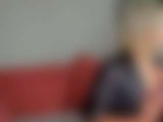 Live cam show with Betty-Brock - Middle Aged on Camsoda