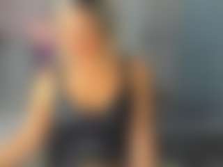 Live cam show with Betty-Brock - Middle Aged on Camsoda