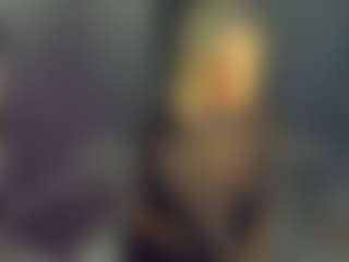 Live cam show with Betty-Brock - Ride Torso on TottyGirls