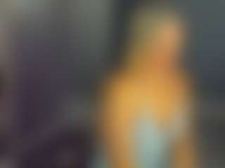 Live cam show with Betty-Brock - Ride Torso on CamSextacy