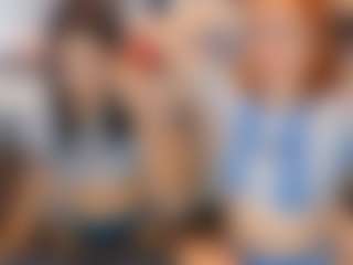 Show in cam erotica live di Chloe and my horny Teen GFs