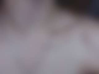 Live cam show with HeikeCastongvay - Red Hair on LiveSexCams6