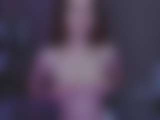 Live cam show with HeikeCastongvay - College on https://playwithruby.com