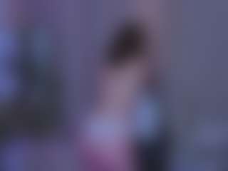 Live cam show with HeikeCastongvay - Bedroom Red Hair on livesexfox.com