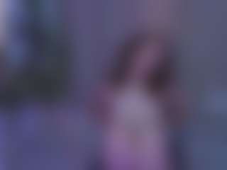 Live cam show with HeikeCastongvay - Bedroom Red Hair on xxxlivecams.org