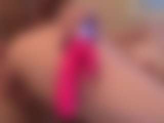 itsjustmecassie69's Live Sex Cam Show