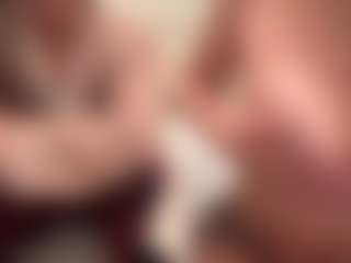 itsjustmecassie69's Live Sex Cam Show