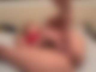 itsjustmecassie69's Live Sex Cam Show