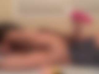 itsjustmecassie69's Live Sex Cam Show