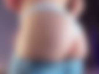 Live cam show with JaynaLedec - Blonde Hair on Mixed Magazine Live