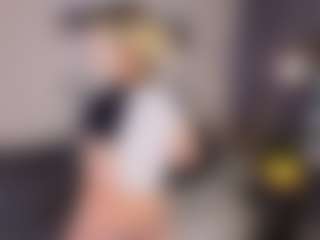 Live cam show with Aria - Joi on madthumbs