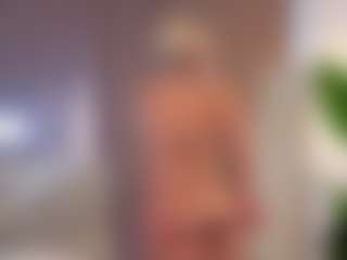 Live cam show with Aria - Camel Toe on Dare Cams