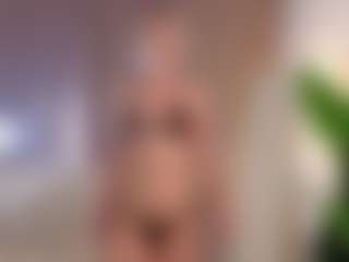 Live cam show with Aria - Blonde Hair Teen (18+) on liverealitysex.com